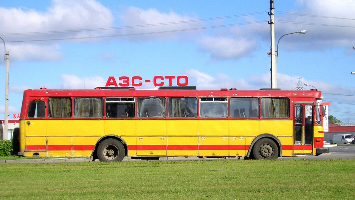 Санкт-Петербург. Неизвестный автобус