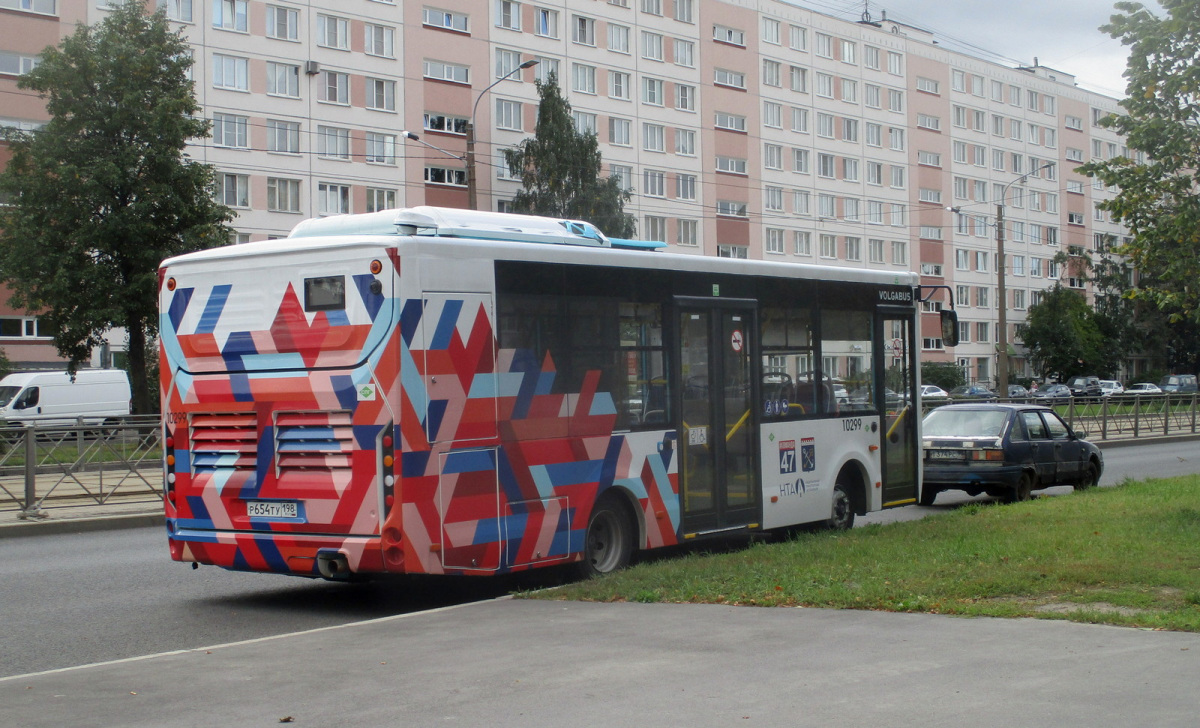 Санкт-Петербург. Volgabus-4298.G4 (LNG) р654ту