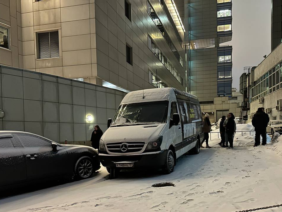 Москва. Mercedes-Benz Sprinter 515CDI к148нс