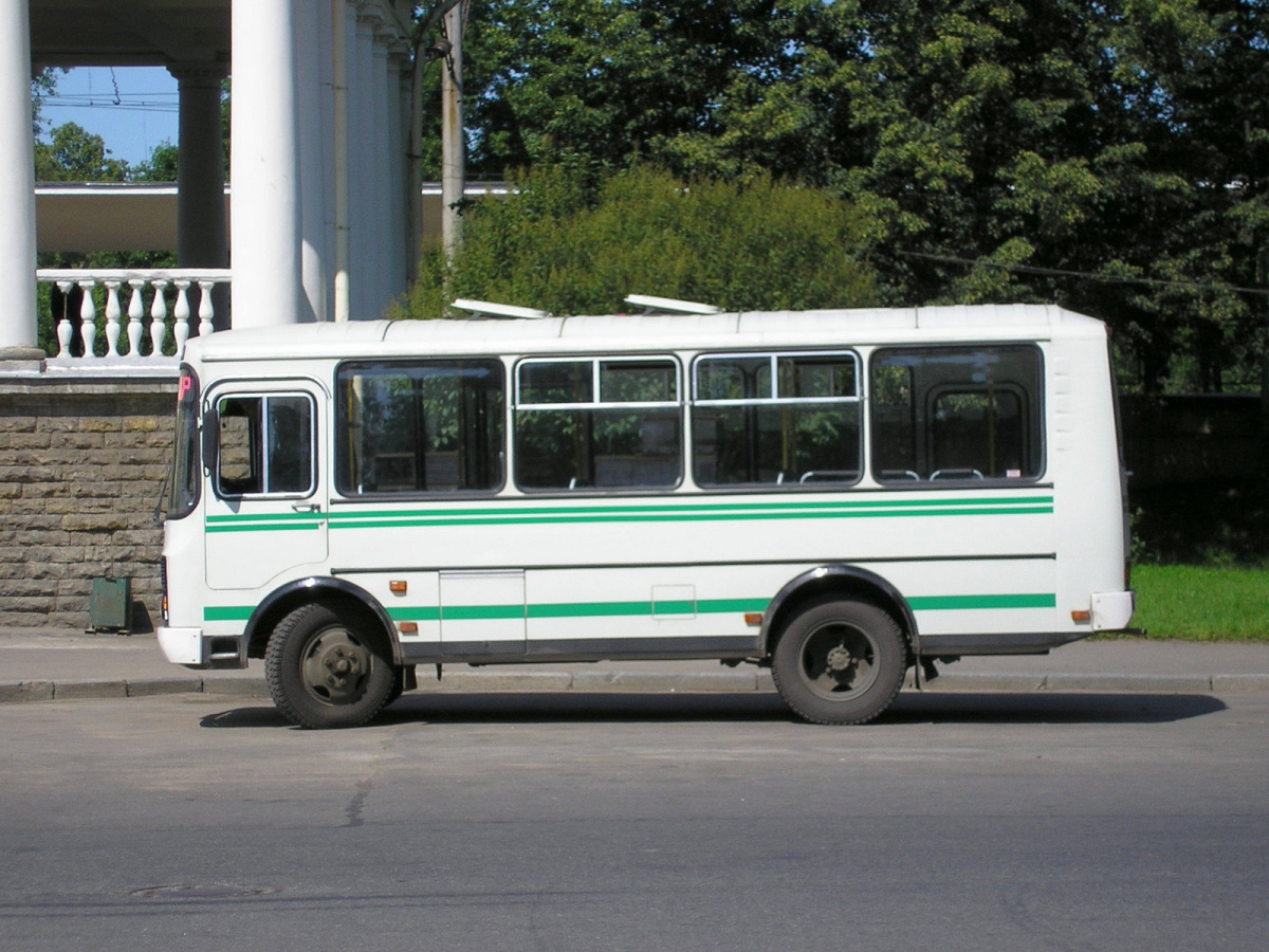 Санкт-Петербург. Неизвестный автобус ПАЗ-3205