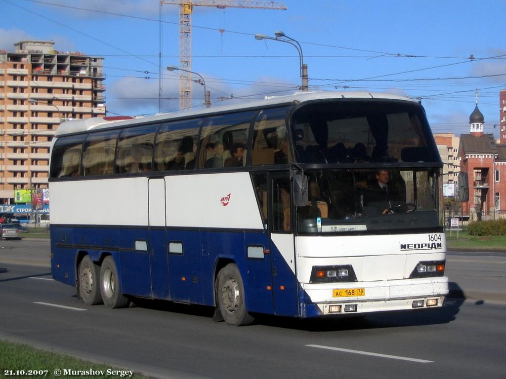Санкт-Петербург. Neoplan N116/3H Cityliner ас168