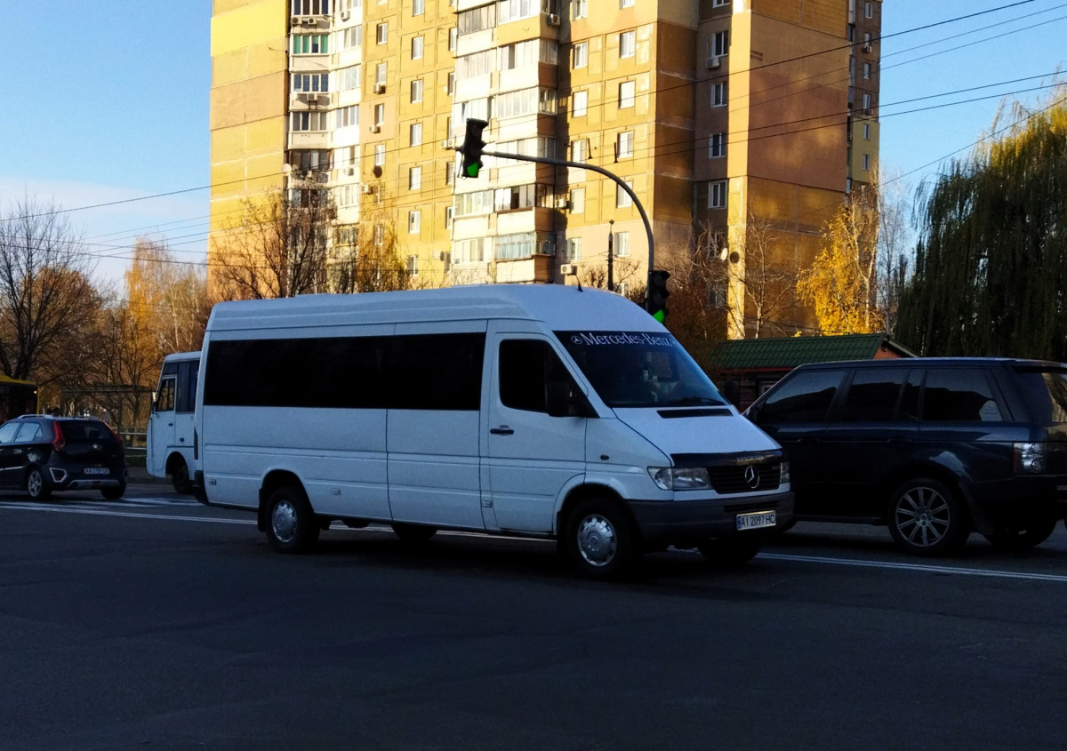 Киев. Mercedes-Benz Sprinter 312D AI2097HC