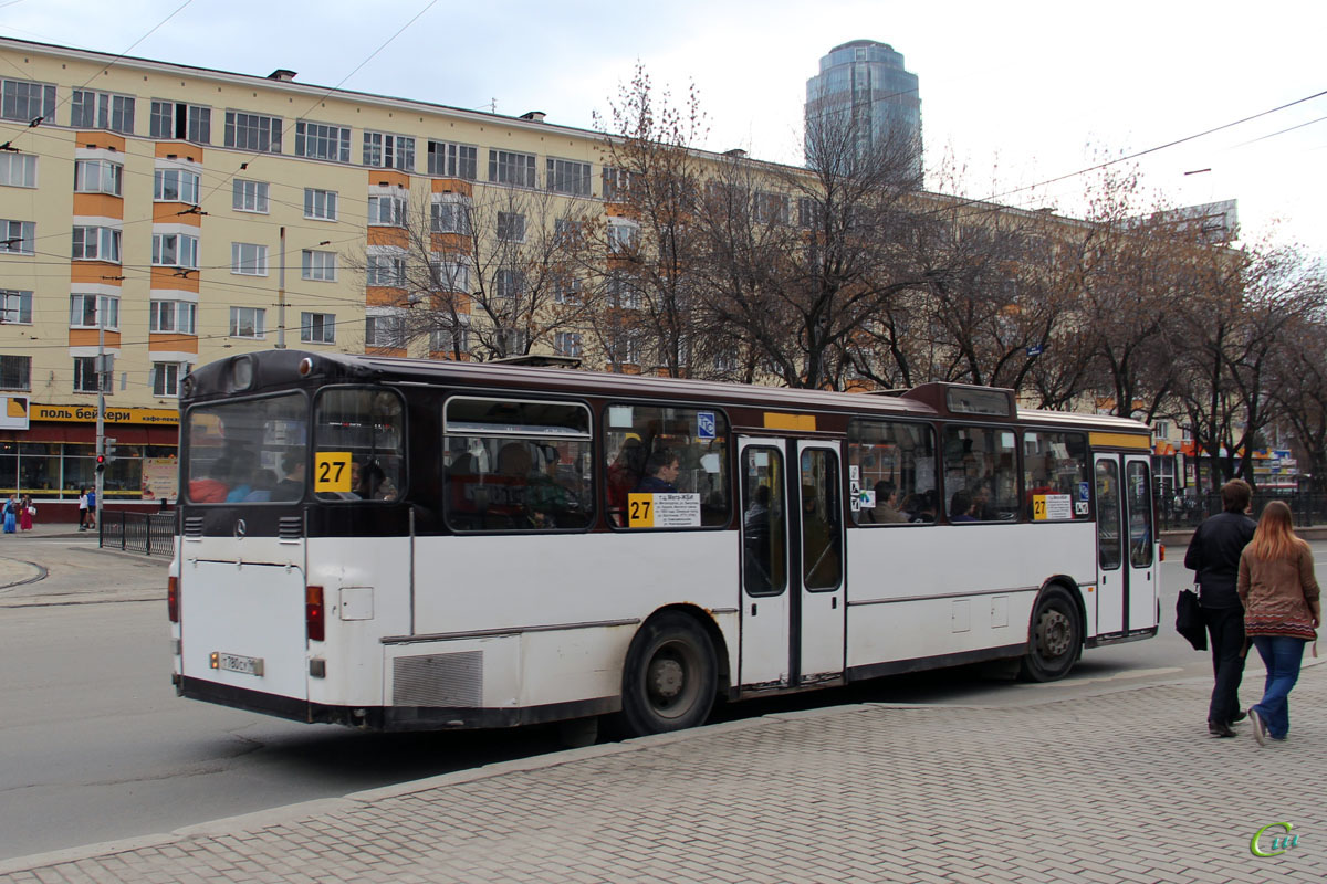 Екатеринбург. Mercedes-Benz O305 т780су