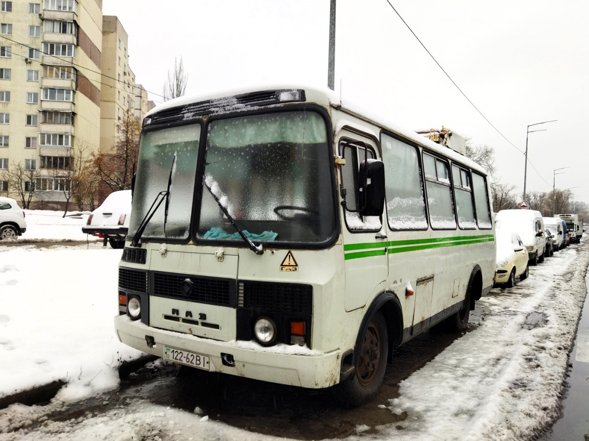 Киев. ПАЗ-32051-110 122-62BI