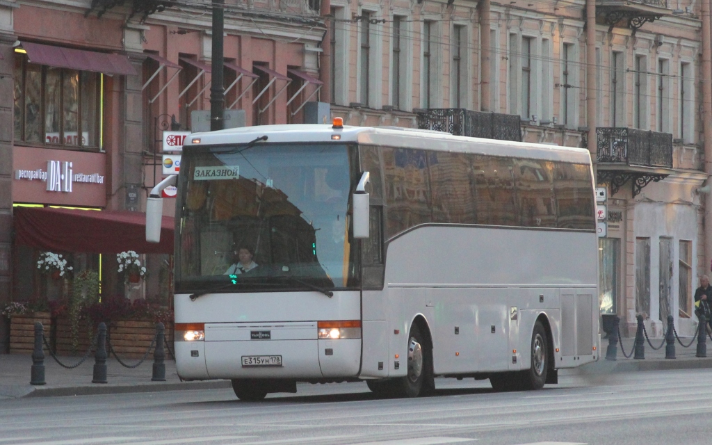 Санкт-Петербург. Van Hool T915 Acron е315ун