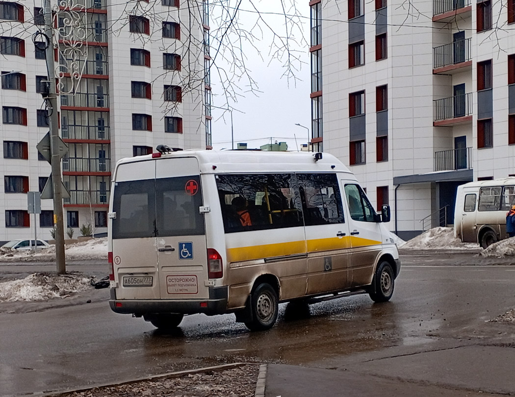 Москва. Нижегородец-MST421 (Mercedes-Benz Sprinter) а605он