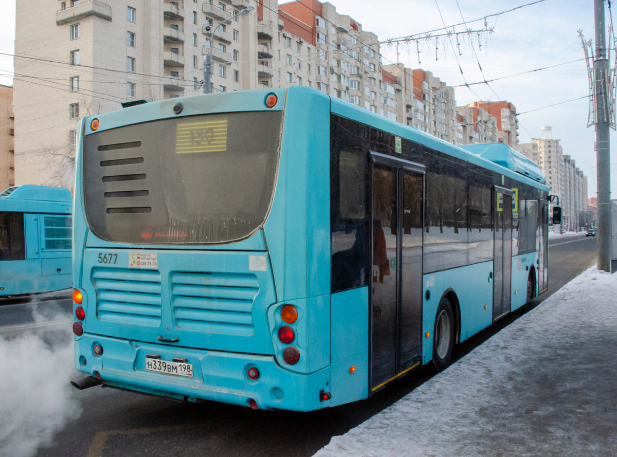 Санкт-Петербург. Volgabus-5270.G4 (CNG) н339вм