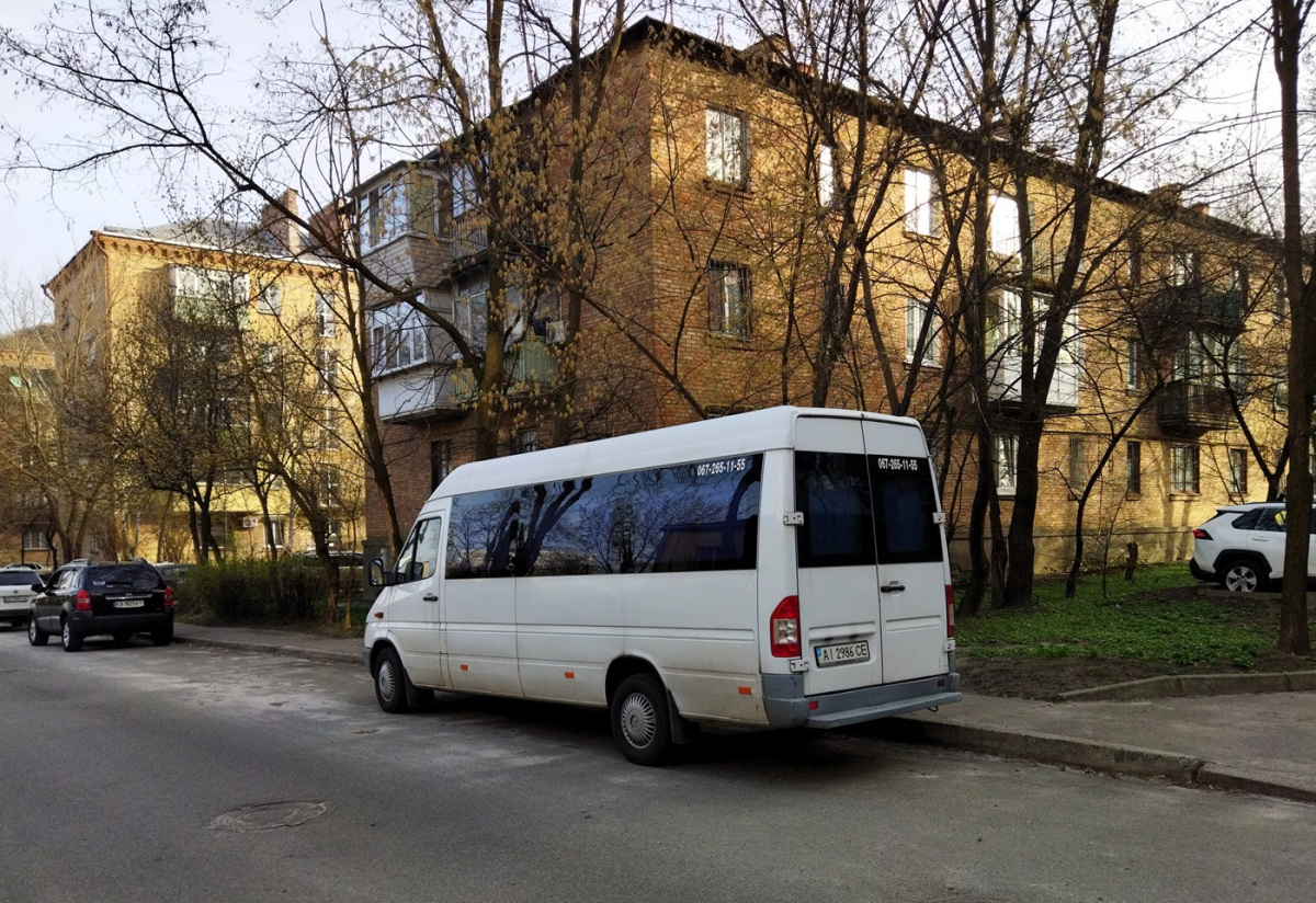 Киев. Mercedes-Benz Sprinter 313CDI AI2986CE