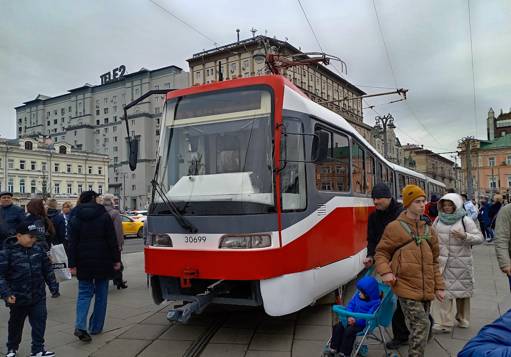 Москва. Tatra KT3R №30699
