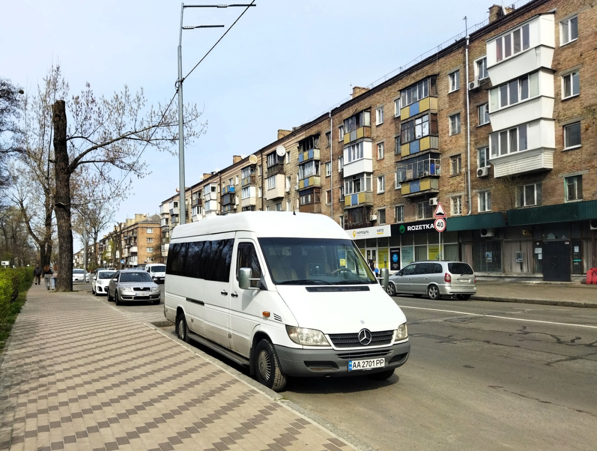 Киев. Mercedes-Benz Sprinter 313CDI AA2701PP