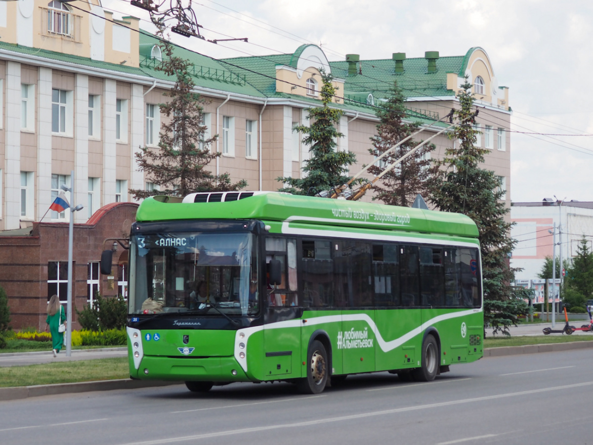 УТТЗ-6241-10-02 Горожанин №25 - Альметьевск - Фото №310067 - Твой Транспорт